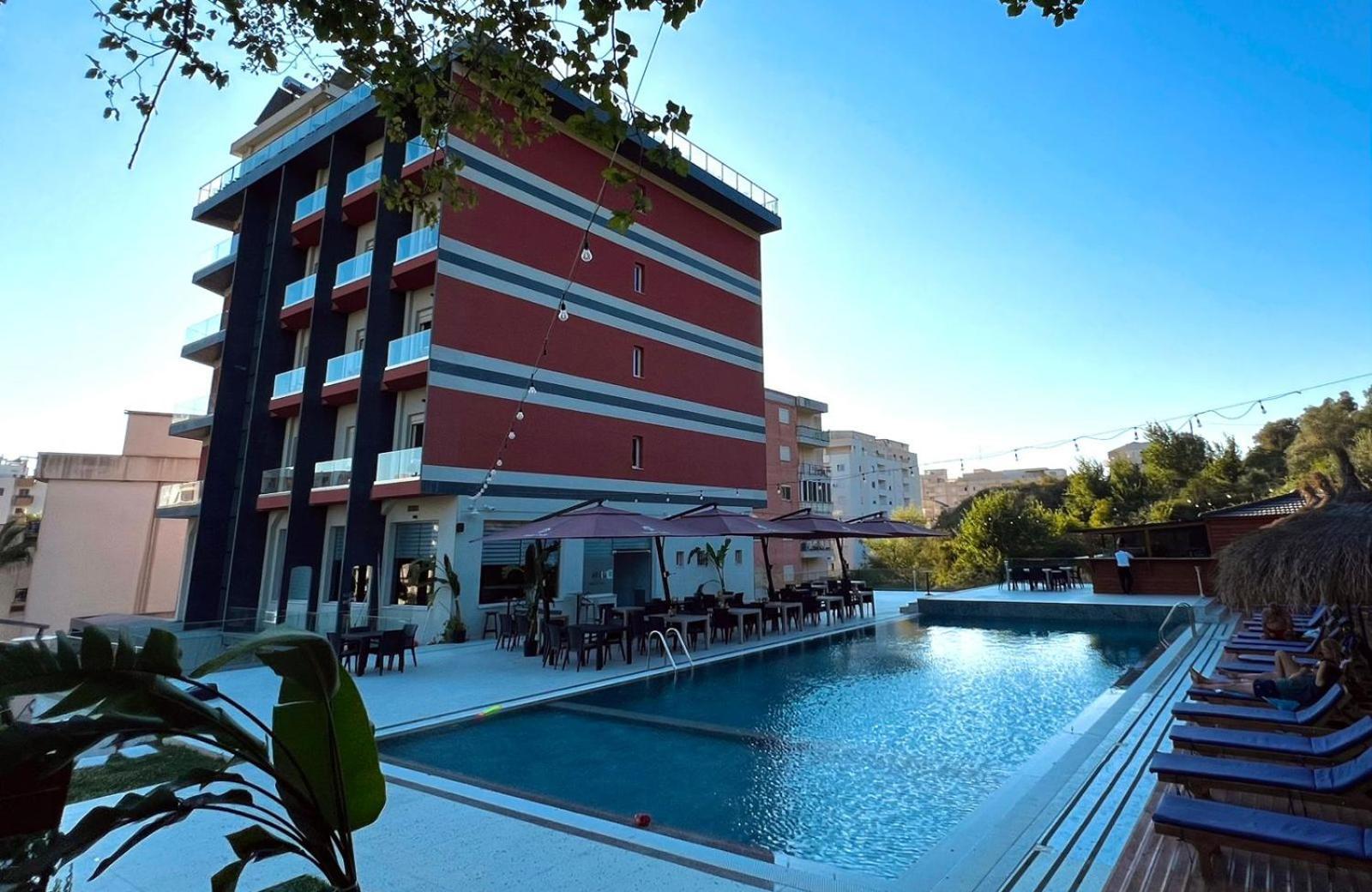 Olivia'S Hill Resort Kryemëdhej エクステリア 写真